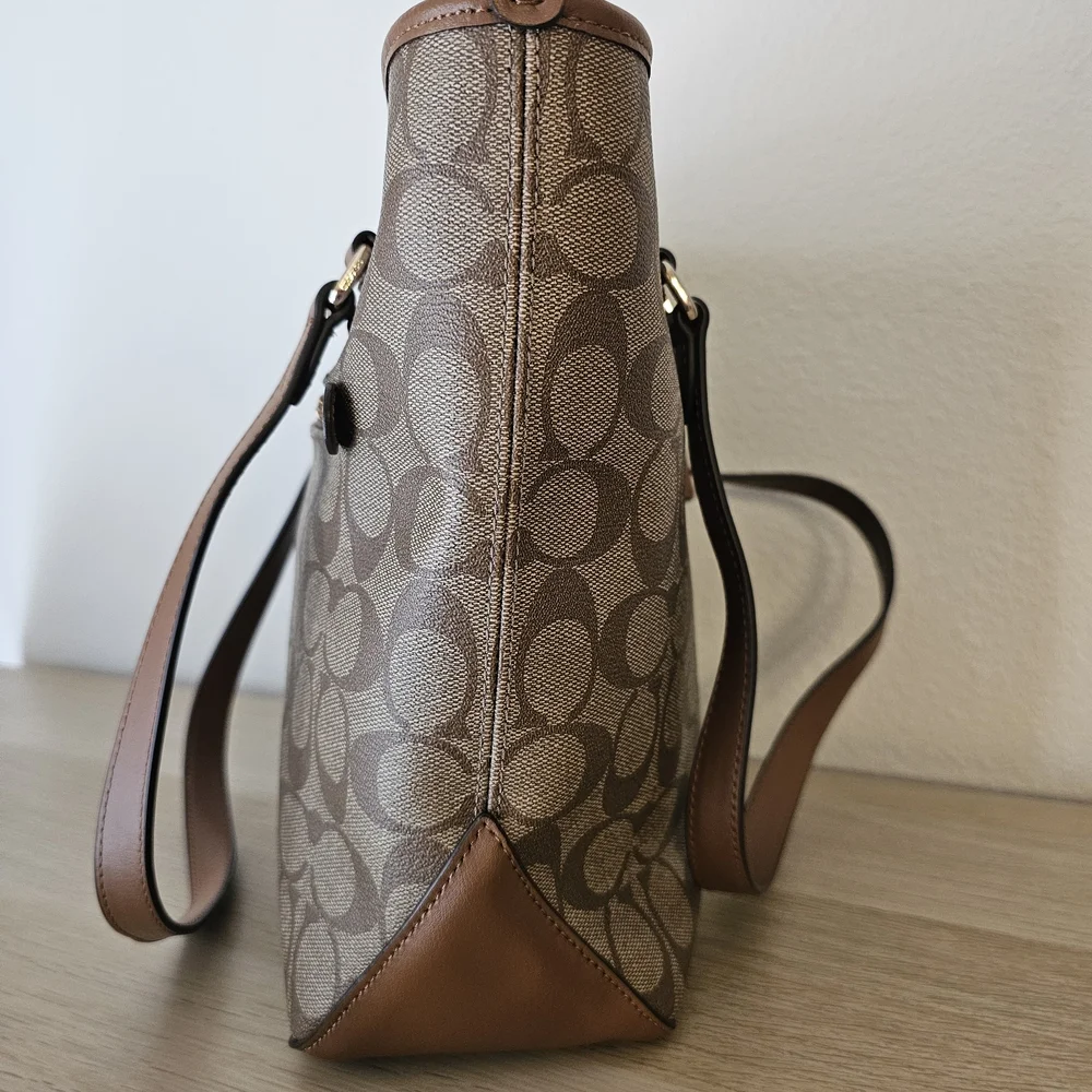 COACH Classic Brown Signature Tote Bag (Medium) - Picture 7 of 15